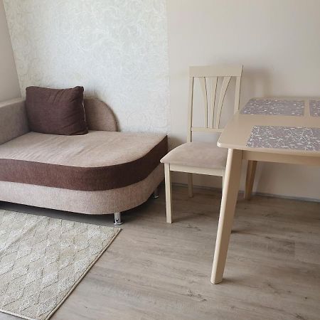 квартира в центрі міста, новобудова Луцк Экстерьер фото